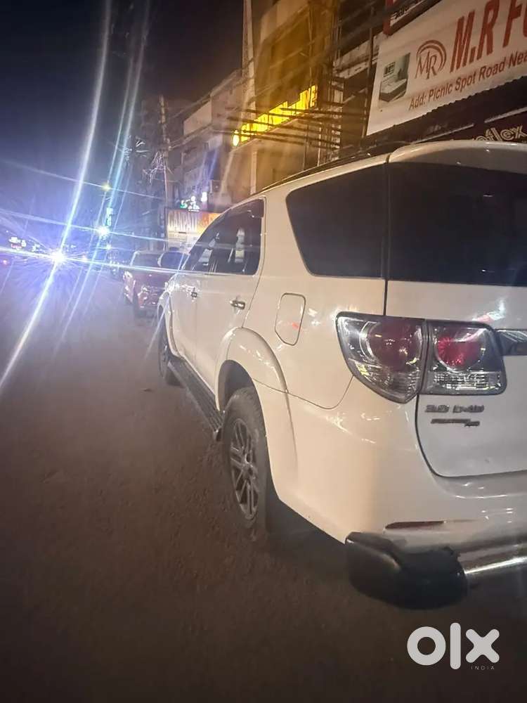 Toyota Fortuner 2012 Diesel 120000 Km Driven