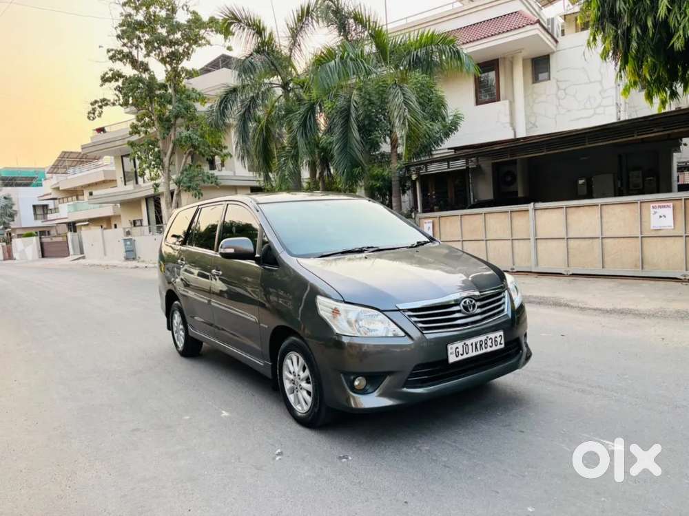 Toyota Innova 2.5 Vx 8 Str Bsiv, 2012, Diesel