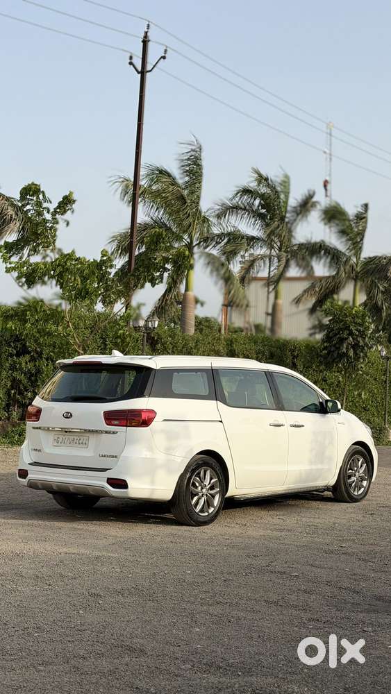 Kia Carnival Limousine, 2021, Diesel
