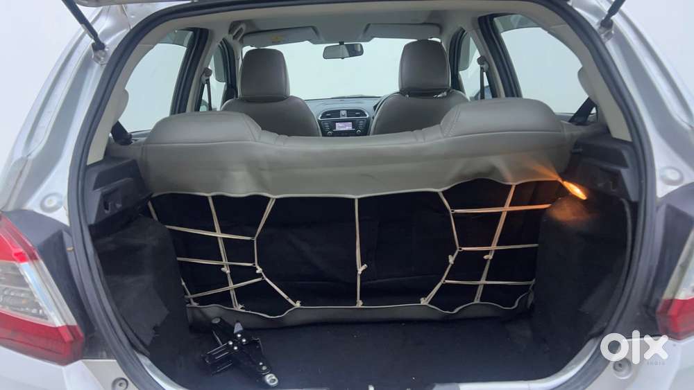 Tata Tiago Xza, 2017, Petrol