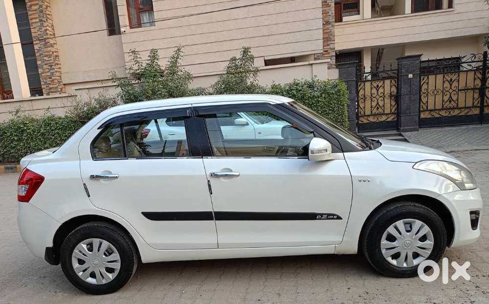 Maruti Suzuki Swift Dzire 1.2 Vxi Bsiv, 2014, Petrol