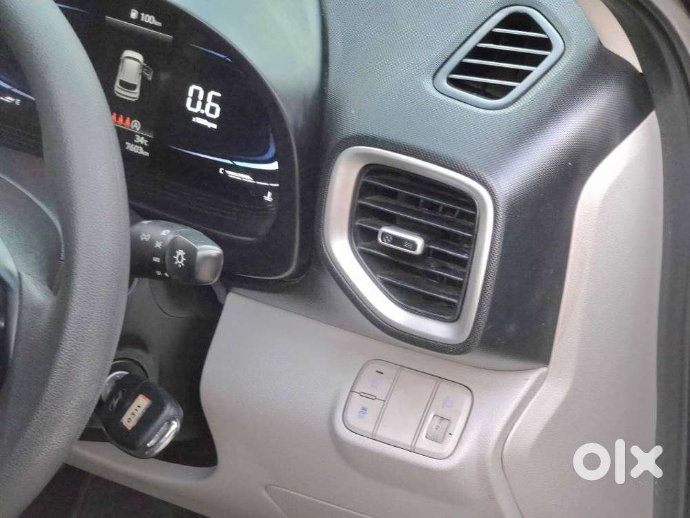 Hyundai Venue 1.2 S (o), 2025, Petrol