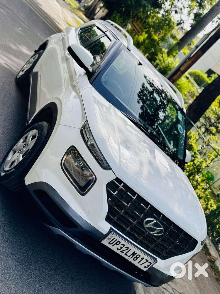 Hyundai Venue S Turbo, 2020, Petrol