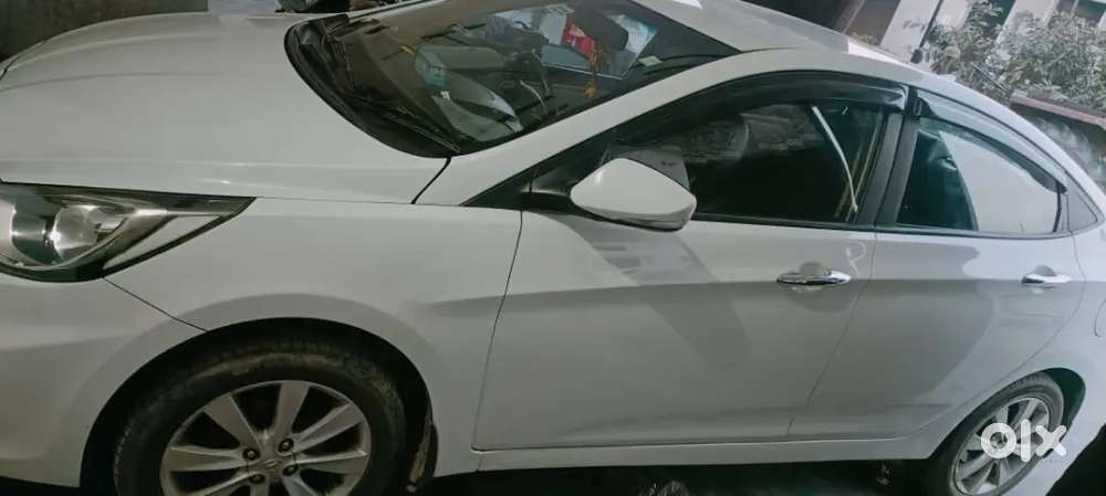 Hyundai Verna Fluidic 2012 Model