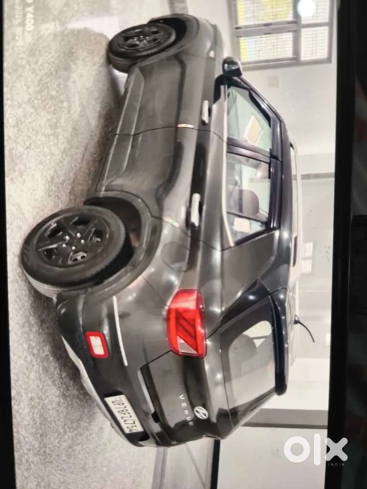 Hyundai Venue Petrol 2019