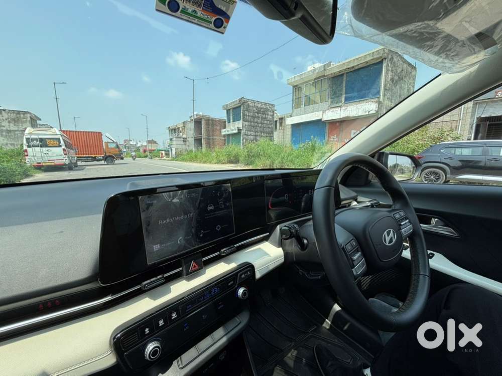 Hyundai Verna Sx 2025