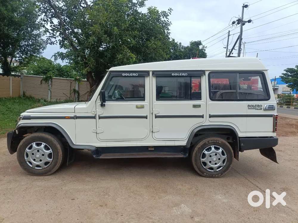 Mahindra Bolero 2015 9 Seater