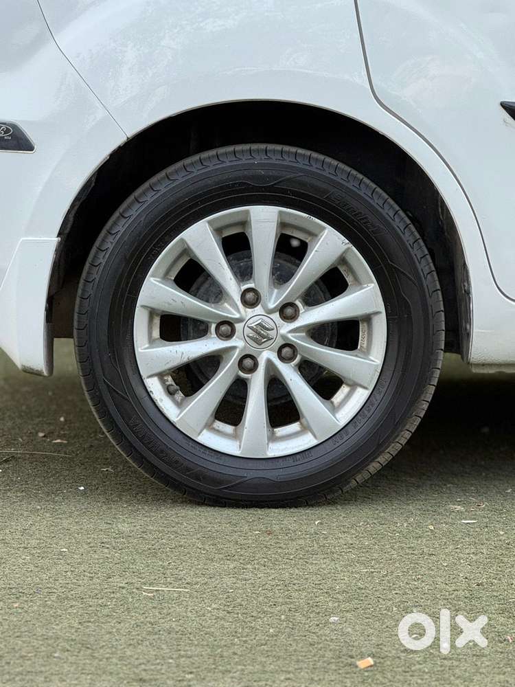 Maruti Suzuki Ertiga Zdi Shvs Anniversary Edition, 2014, Diesel