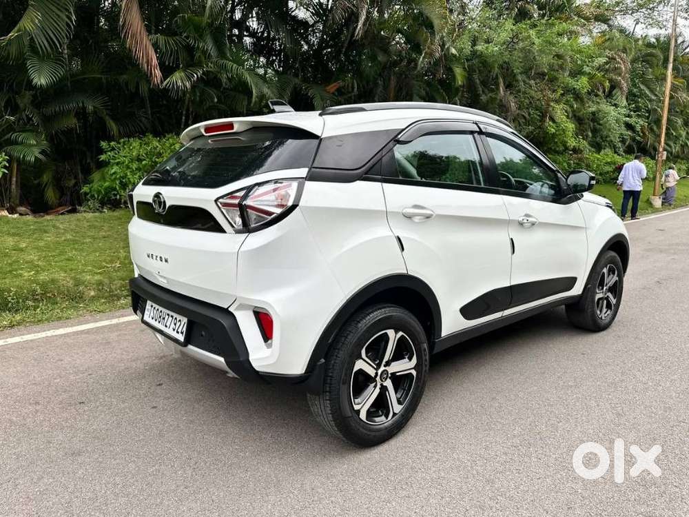 Tata Nexon 1.2 Revotron Xza Plus, 2022, Petrol