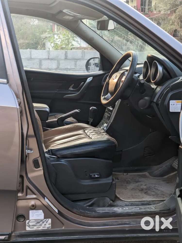 Mahindra Xuv500 2018 Diesel 128000 Km Driven
