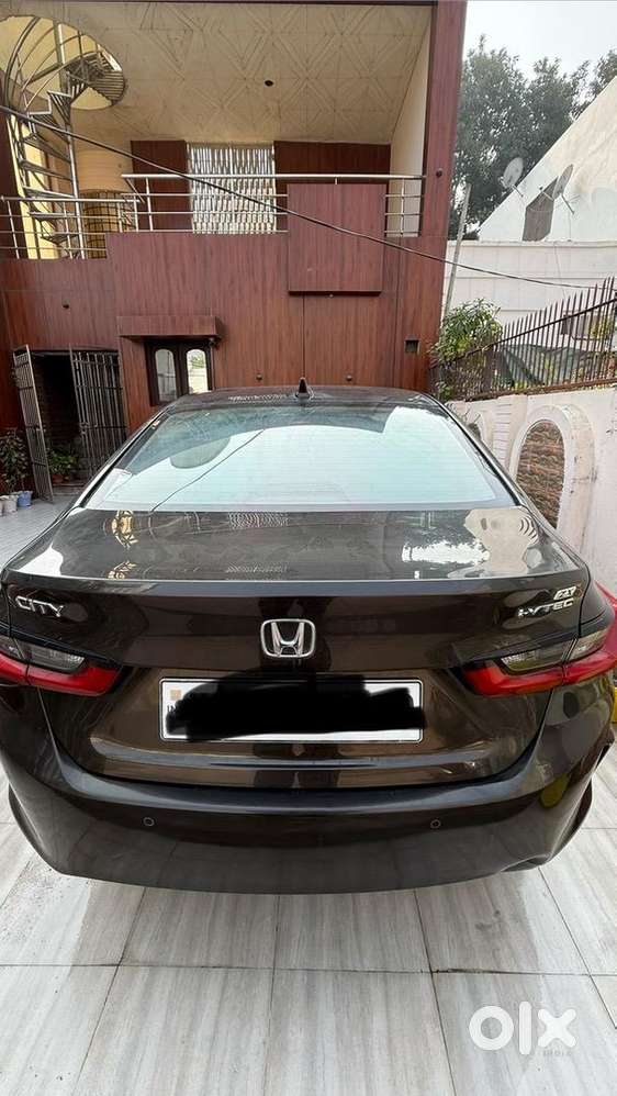 Honda City Zx 2022 Petrol 17000 Km Driven
