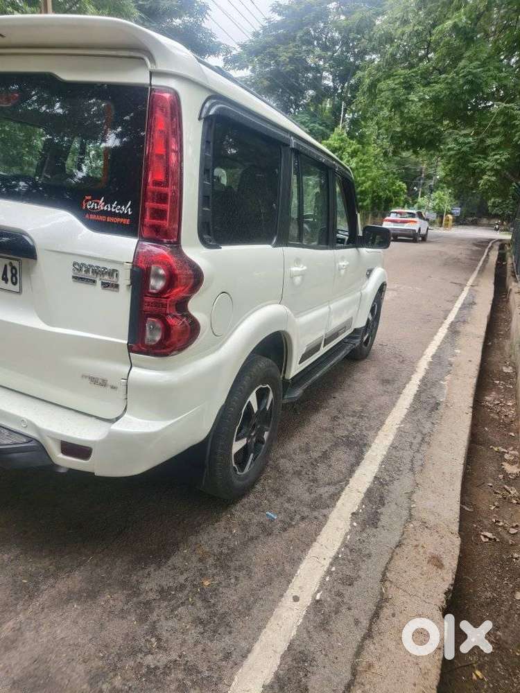 Mahindra Scorpio S11 Mt 7s, 2023, Diesel