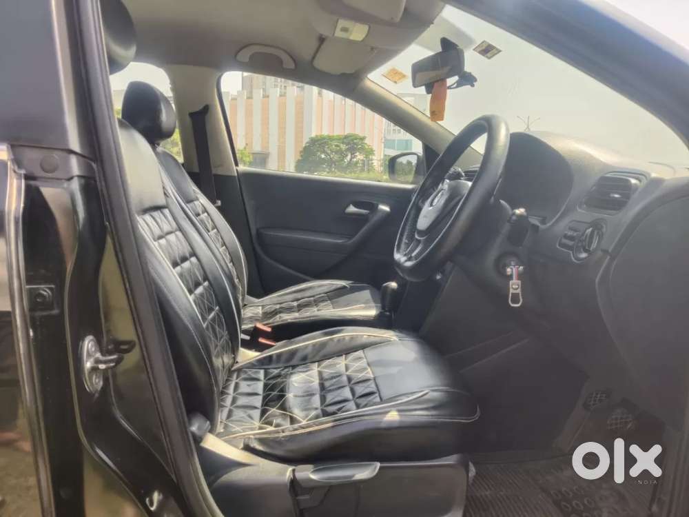 Volkswagen Polo Petrol Highline 1.2l, 2015, Petrol