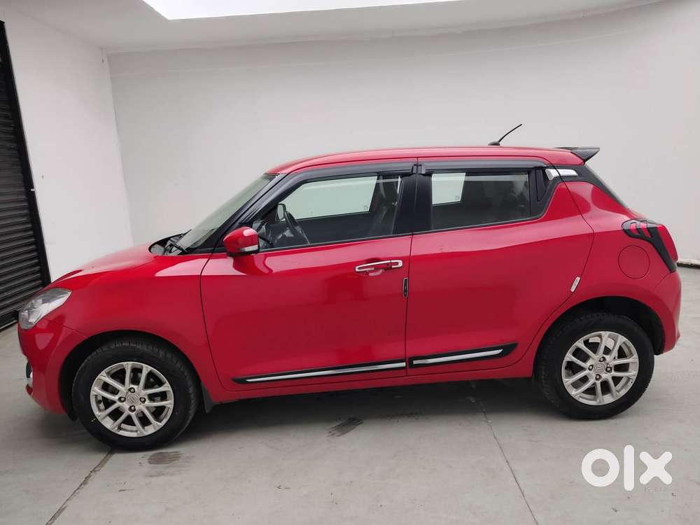 Maruti Suzuki Swift 1.3 Zxi, 2023, Petrol