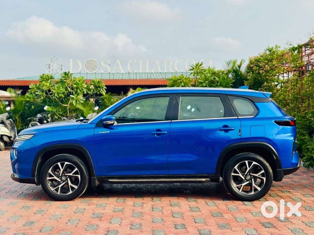 Toyota Urban Cruiser Hyryder 1.5 V Hybrid, 2023, Petrol