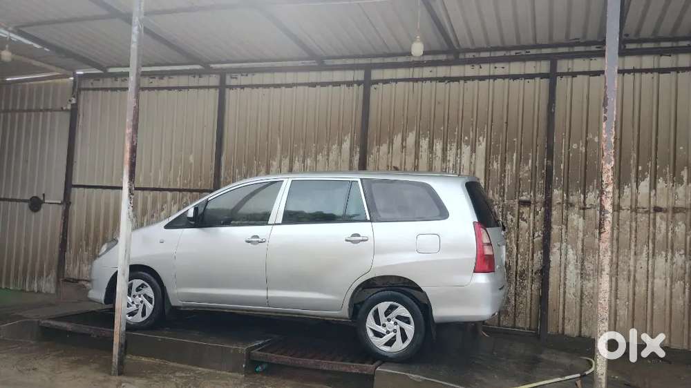 Toyota Innova 2.5 Gx 2011