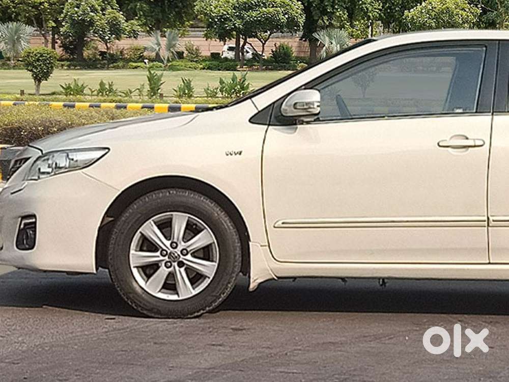 Toyota Corolla Altis Vl, 2013, Petrol