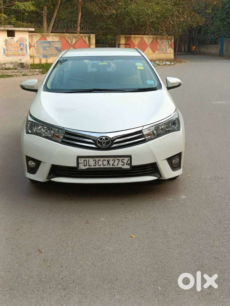 Toyota Corolla Altis G Hv At, 2015, Petrol