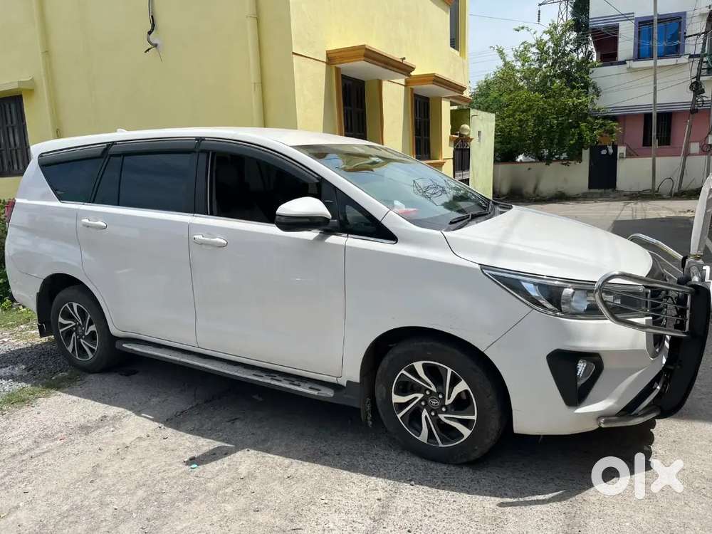 Toyota Innova Crysta 2021