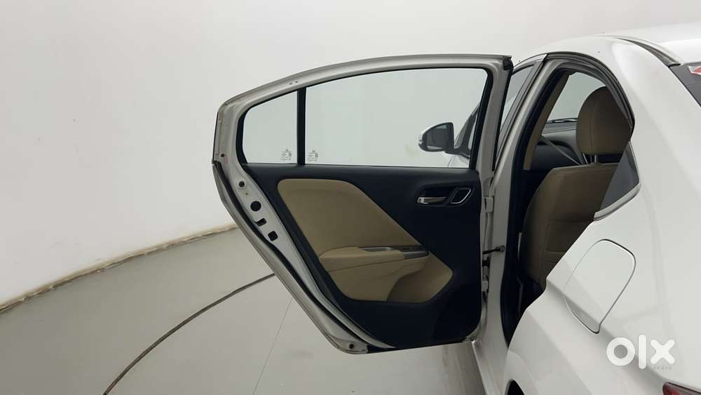 Honda City 1.5 Zx Cvt I-vtec, 2017, Petrol