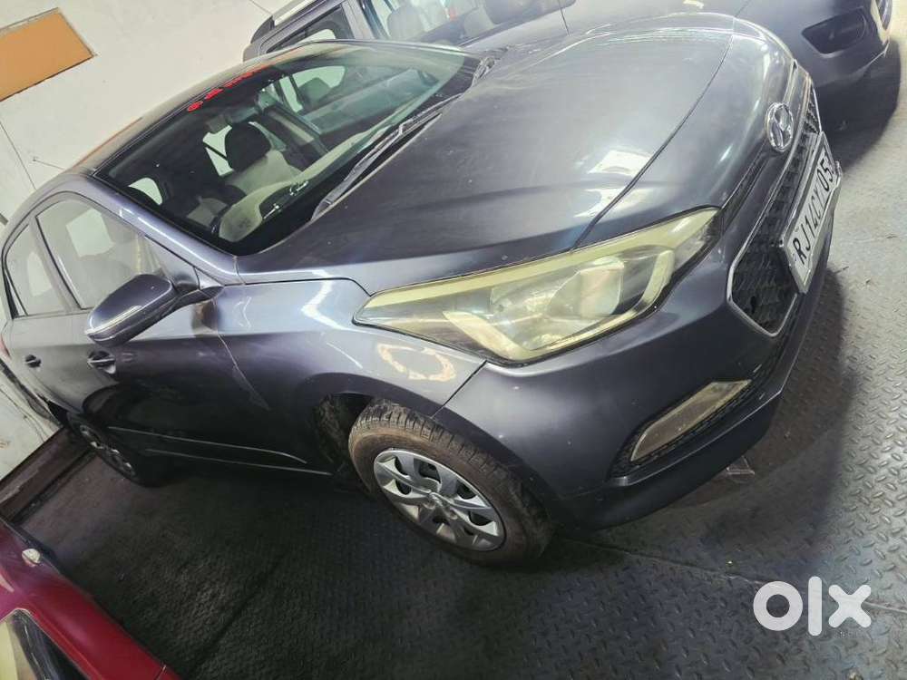 Hyundai Elite I20 Sportz (o) 1.4, 2015, Diesel