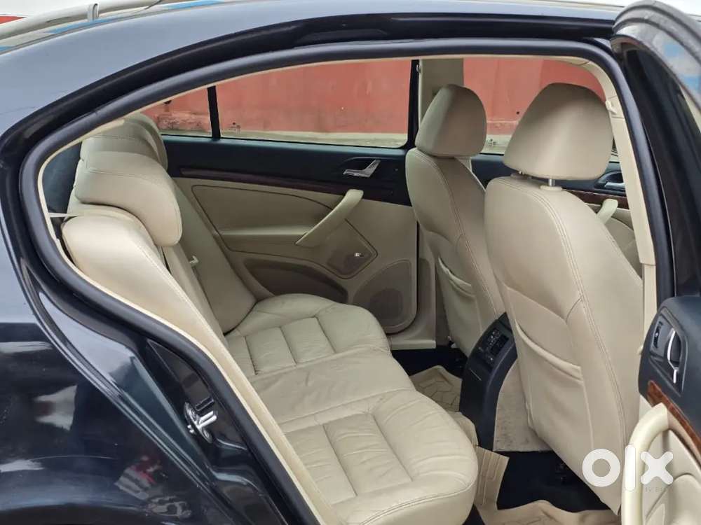 Skoda Laura 2.0l Diesel 2013 Automatic
