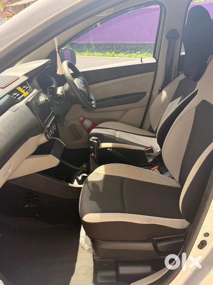 Renault Triber Rxt