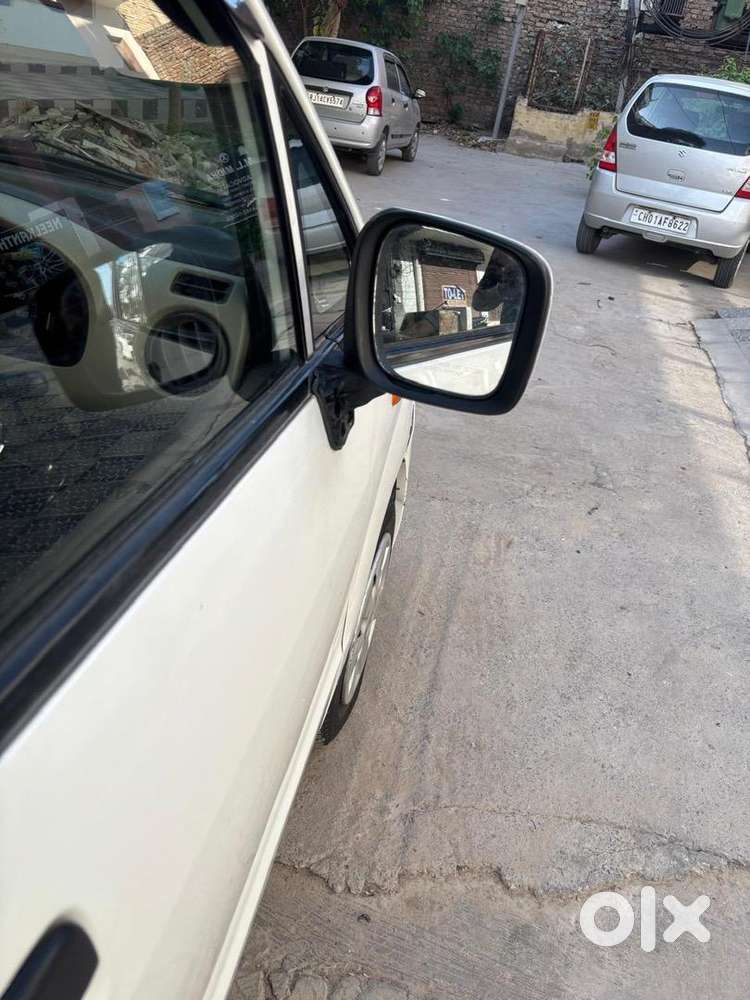 Maruti Suzuki Zen Estilo 2012 Petrol Well Maintained