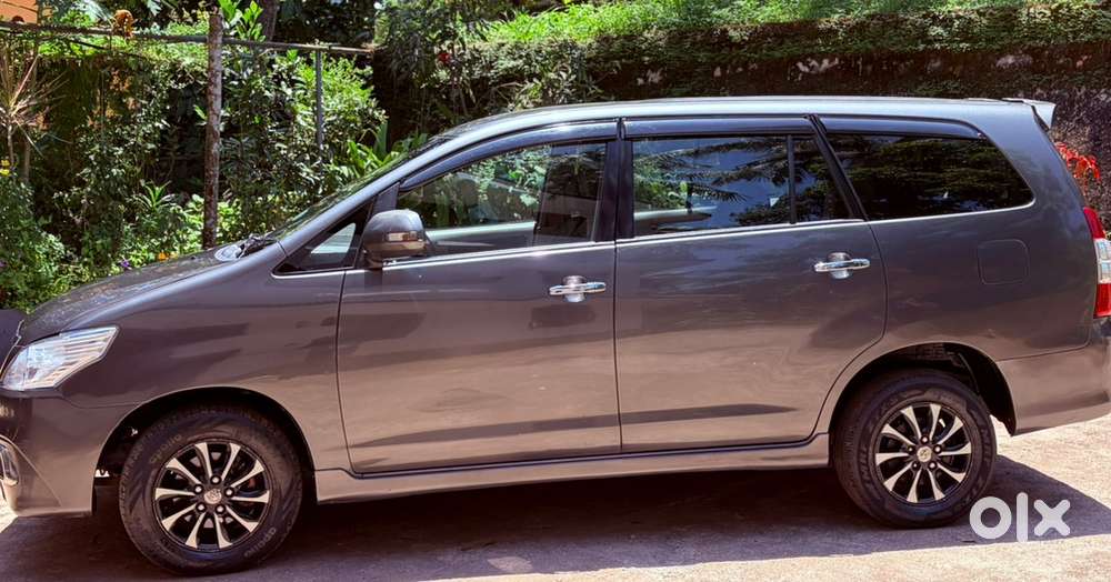 Toyota Innova Diesel 2012