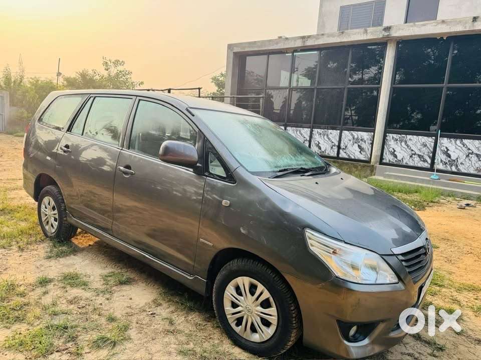 2013 Toyota Innova For Sale