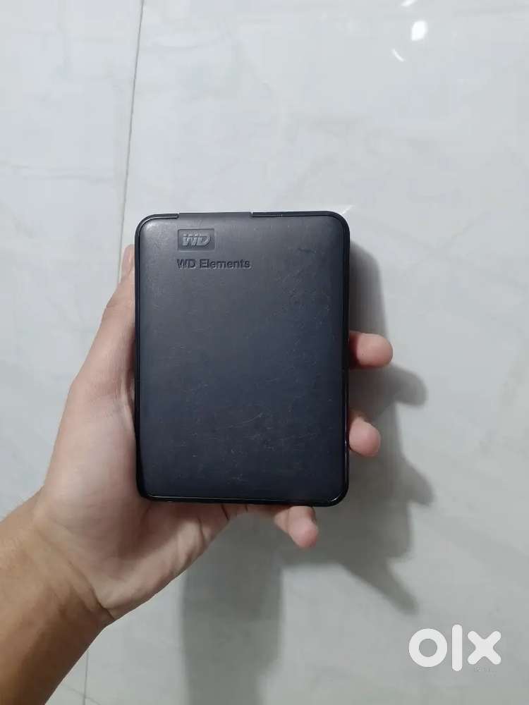 Western Digital Elements 2TB Portable HDD | only around 7days old