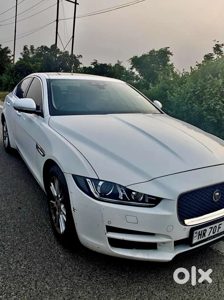 Jaguar Prestige Xe 2017 Car