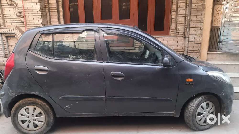 Hyundai I10 Magna Petrol 2012