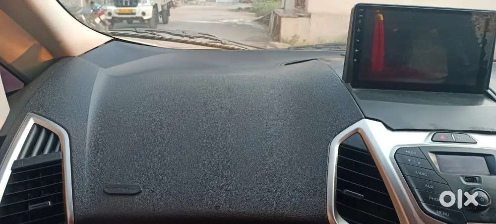 Ford Ecosport 2015 Petrol 117000 Km Driven
