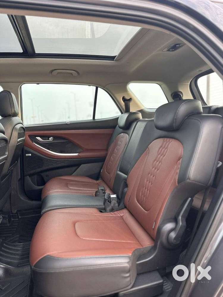 Hyundai Alcazar 1.5 Signature (o) Diesel At 6 Str Dual Tone, 2022, D..