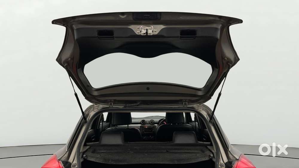 Maruti Suzuki Swift Amt Vxi, 2021, Petrol