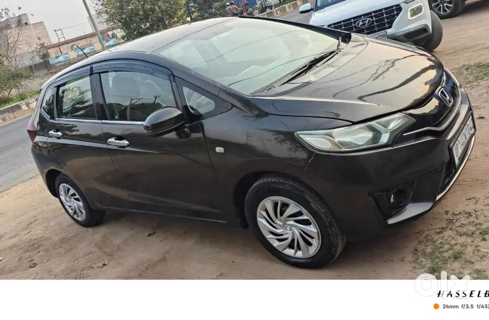 Honda Jazz 2016 Diesel 120000 Km Driven