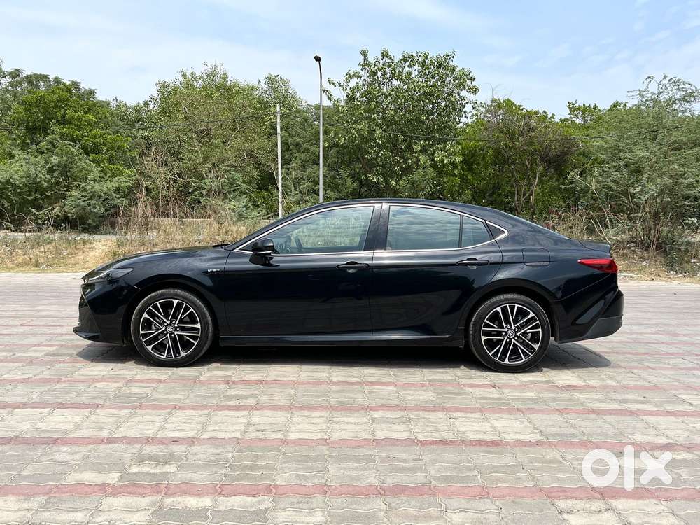 Toyota Camry Hybrid, 2025, Cng & Hybrids