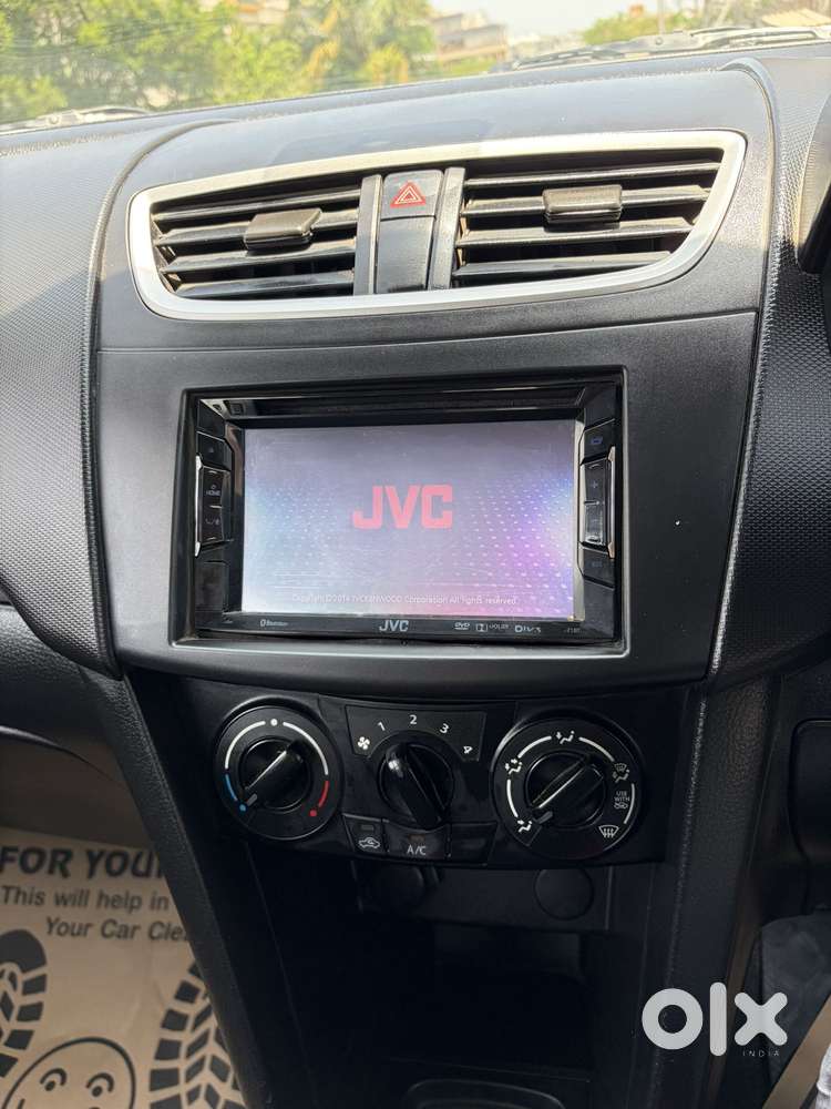 Maruti Suzuki Swift Lxi Optional-o, 2015, Petrol