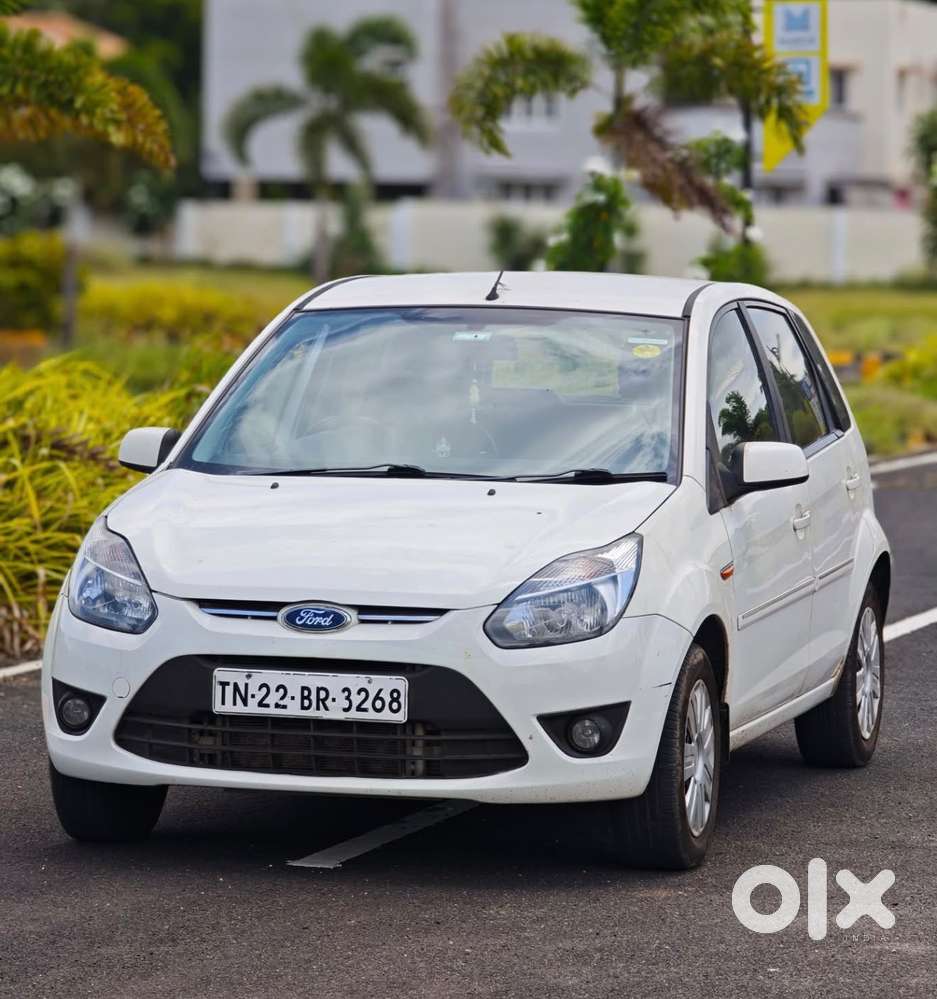 Ford Figo Petrol Zxi, 2010, Petrol