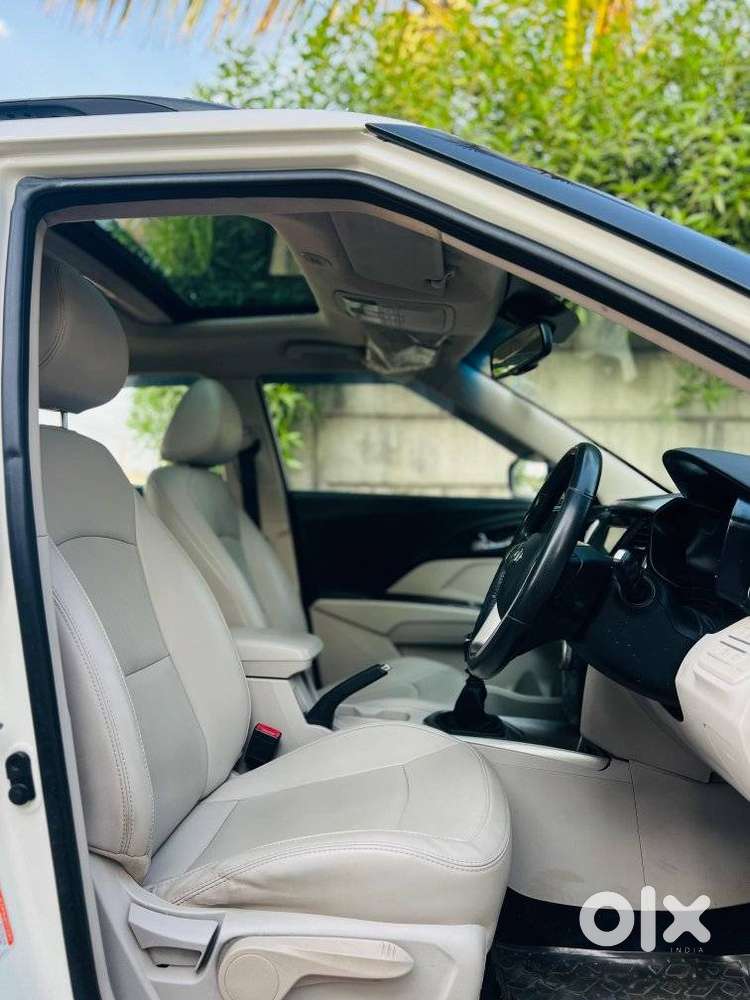 Mahindra Xuv300 W8 Option Diesel, 2021, Diesel