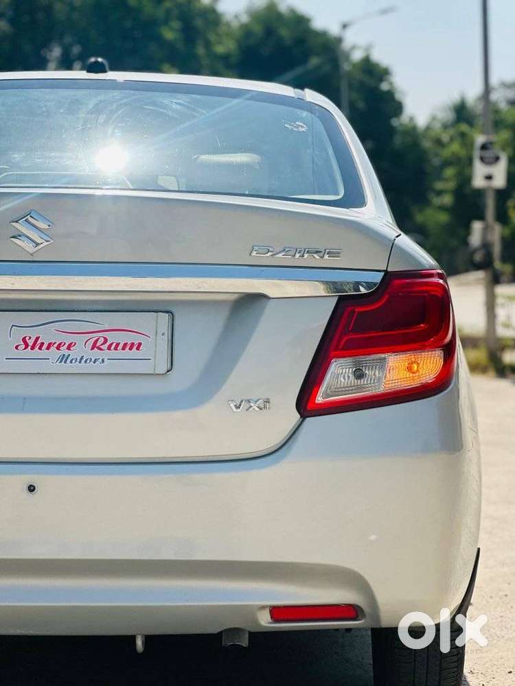 Maruti Suzuki Dzire 1.2 Vxi, 2018, Petrol