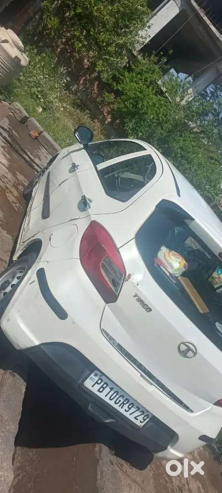 Tata Tiago Xe 2018