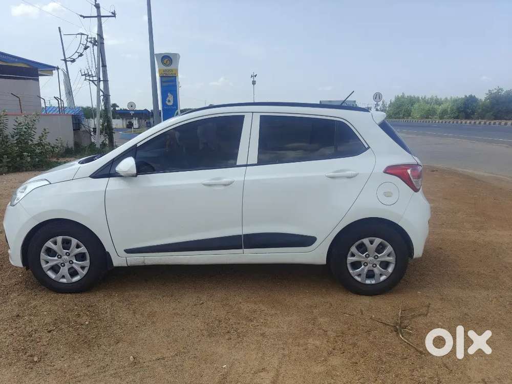 Hyundai Grand I10 Sportz 2016