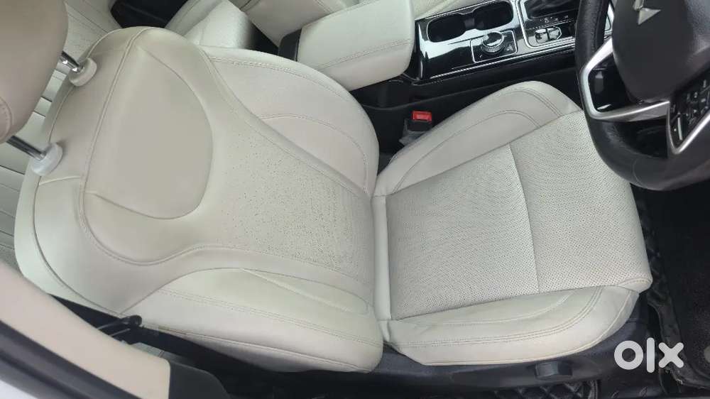 Mahindra Xuv700 Ax7l Auto 2.0 Petrol 2022