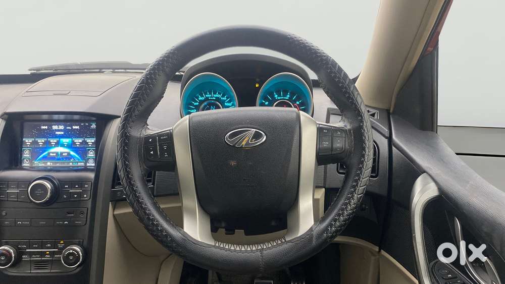 Mahindra Xuv500 2.2 W10, 2015, Diesel