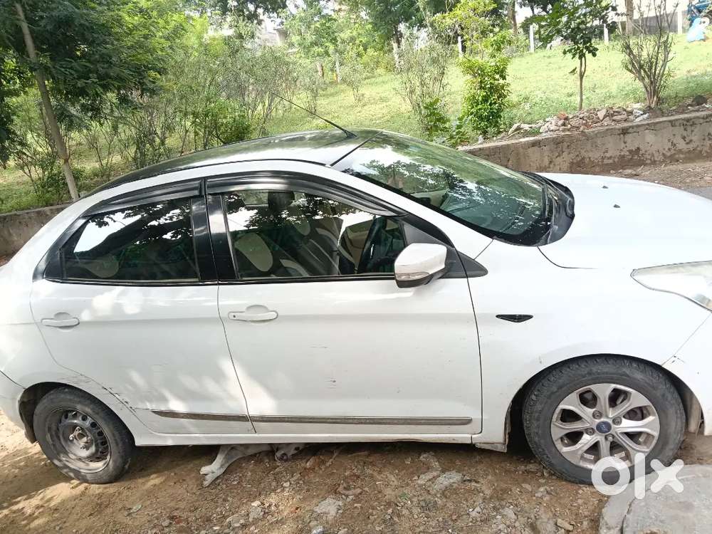 Purani Gaadi H Chalane M Naye Fail Hai