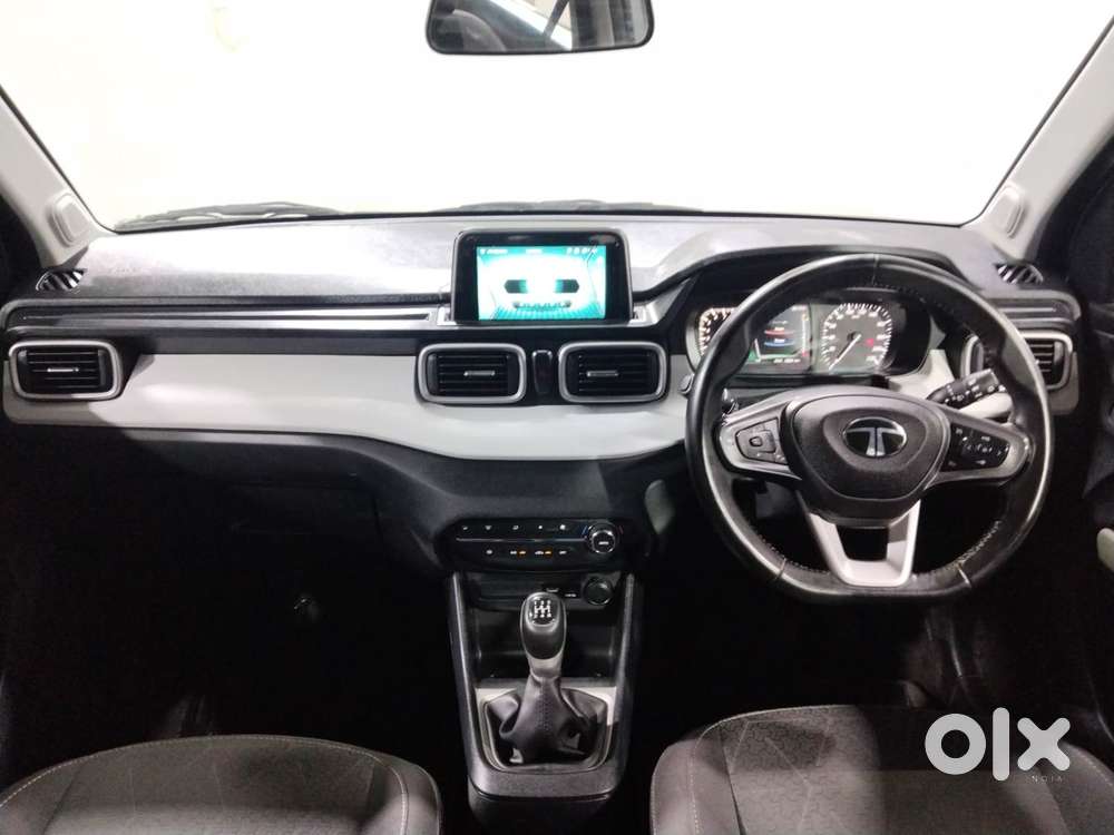 Tata Punch Creative Dual Tone Mt Sunroof, 2024, Petrol