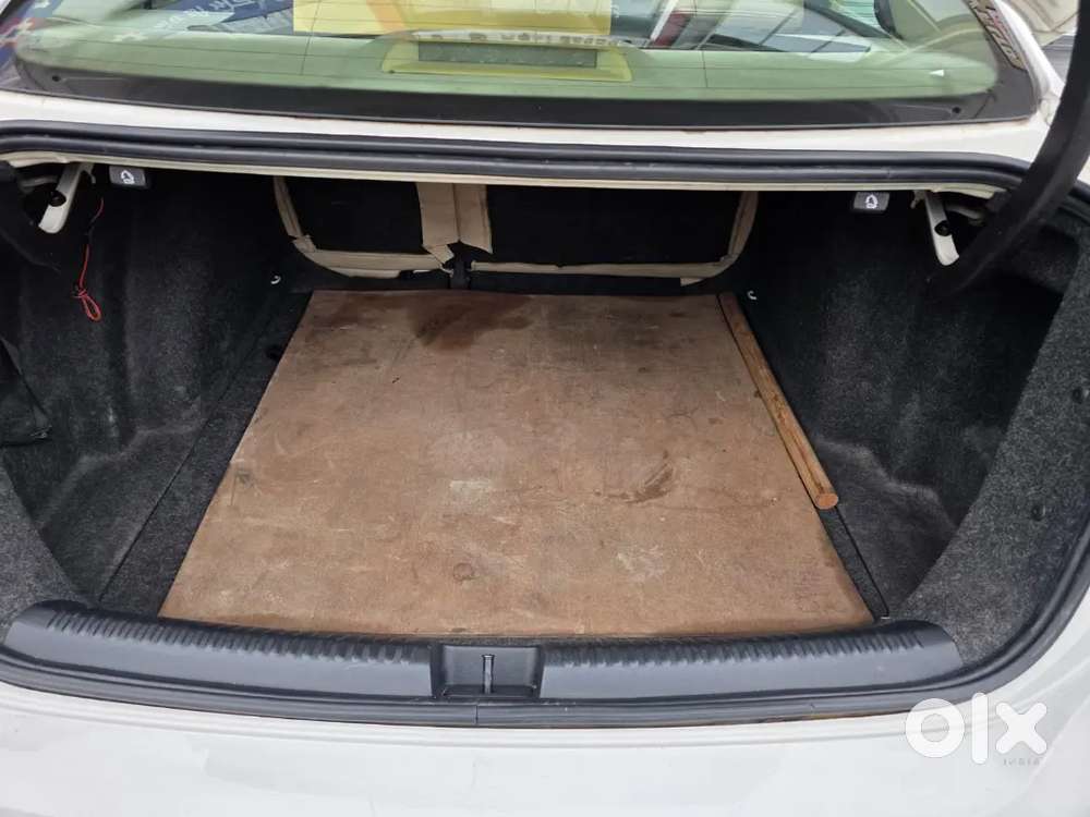 Volkswagen Jetta 1.9 Tdi 2012