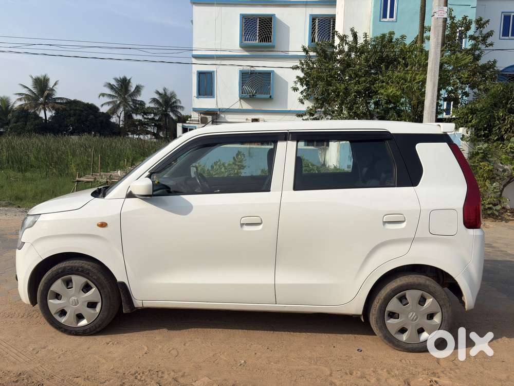 Maruti Suzuki Wagon R Vxi Opt, 2022, Petrol
